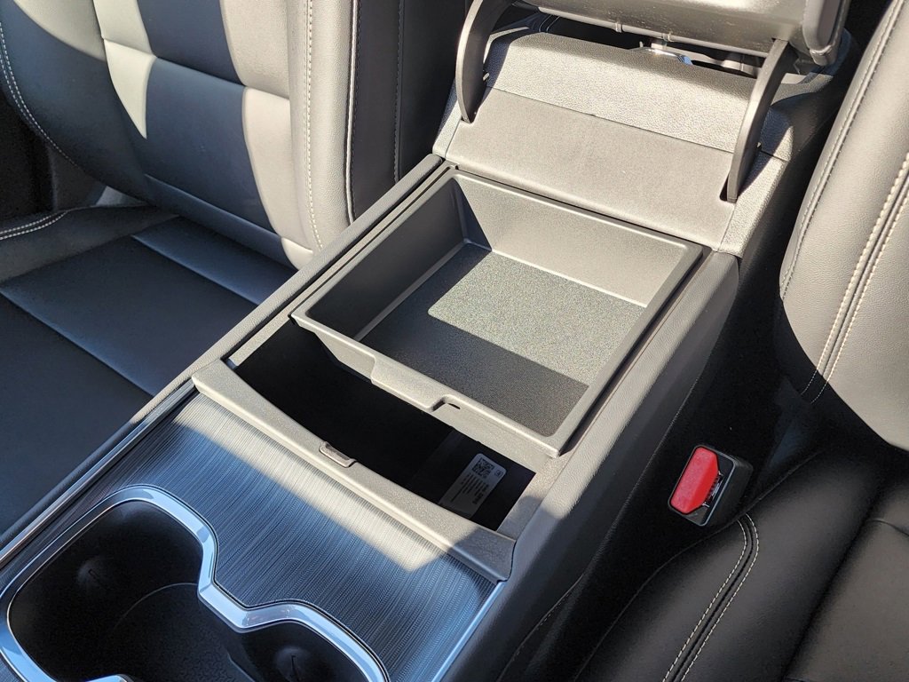 New 2026 GMC Acadia Elevation w/ Black Edition image 32