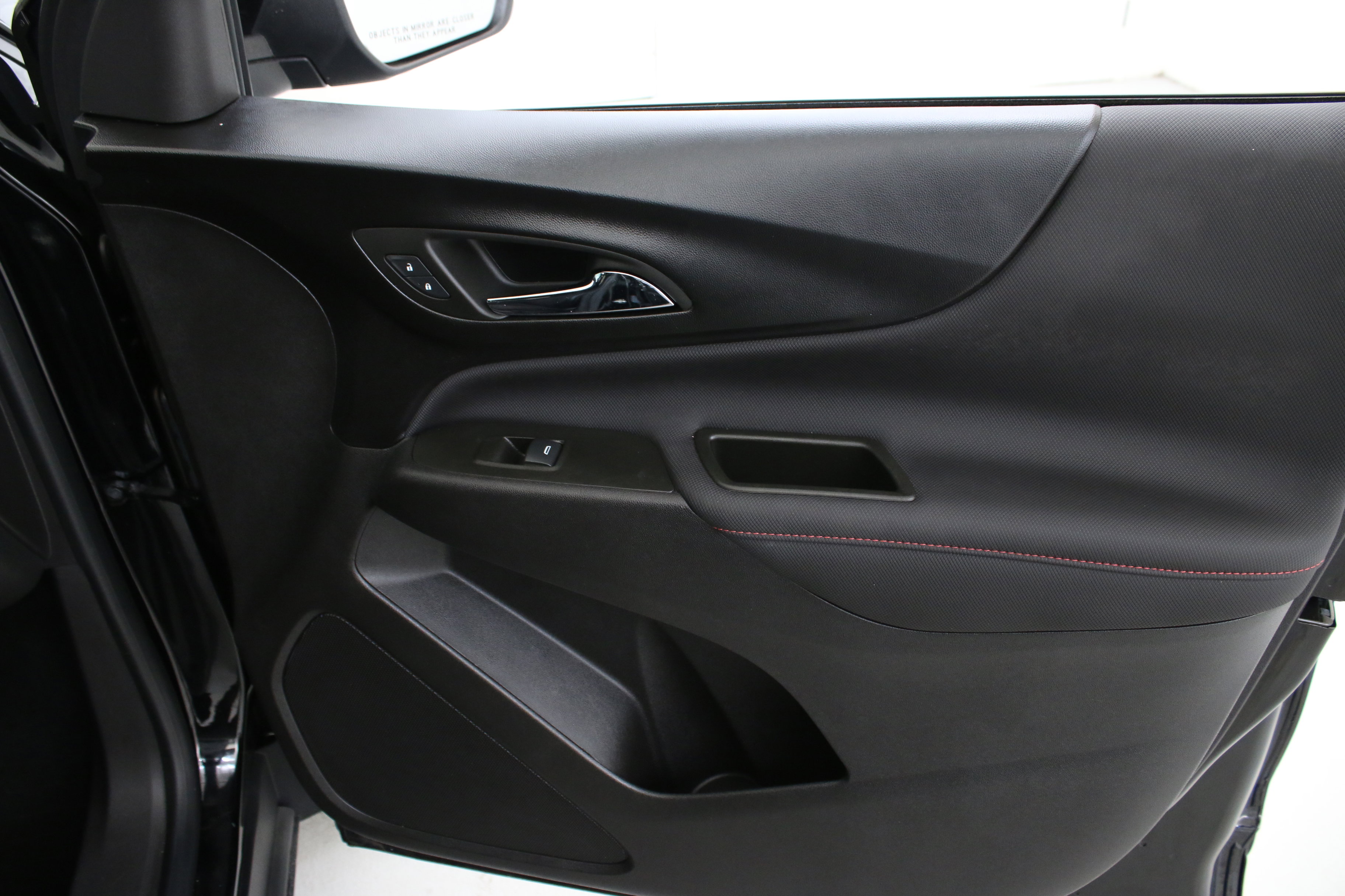 Used 2024 Chevrolet Equinox RS w/ LPO, Floor Liner Package FWD image 34