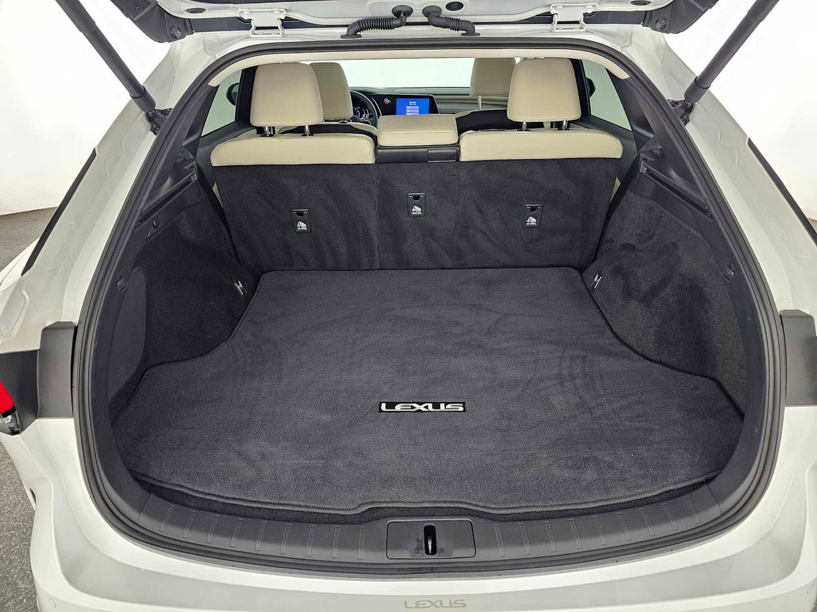 Used 2024 Lexus RX 350 FWD w/ Technology Package image 14