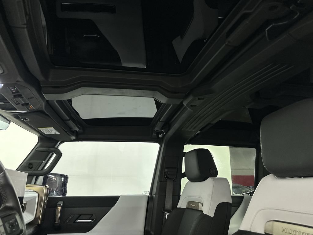 Used 2024 GMC Hummer EV 2X w/ LPO, Illumination Package AWD/4WD image 22