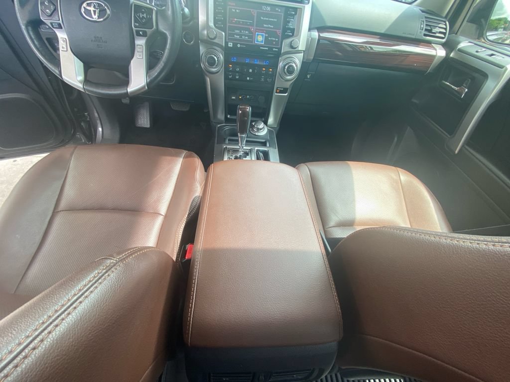 Used 2023 Toyota 4Runner Limited AWD/4WD image 11