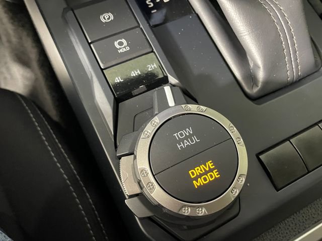 Used 2024 Toyota Tacoma TRD Sport AWD/4WD image 11
