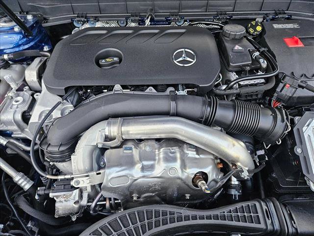 New 2026 Mercedes-Benz GLB 250 4MATIC image 16