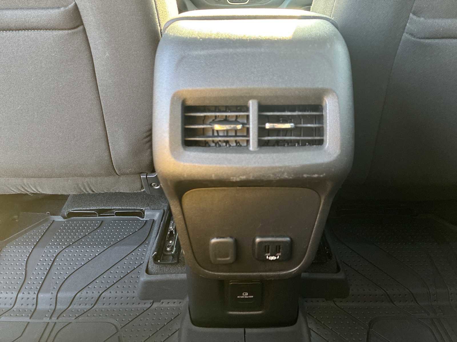 Used 2018 Chevrolet Equinox LT image 21