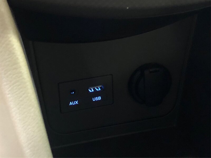 Used 2014 Hyundai Accent GLS FWD image 23