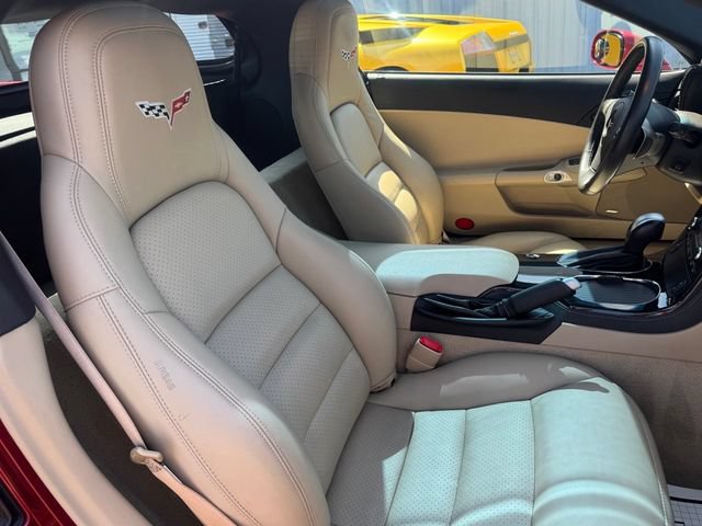 Used 2011 Chevrolet Corvette Coupe w/ Preferred Equipment Group RWD image 21
