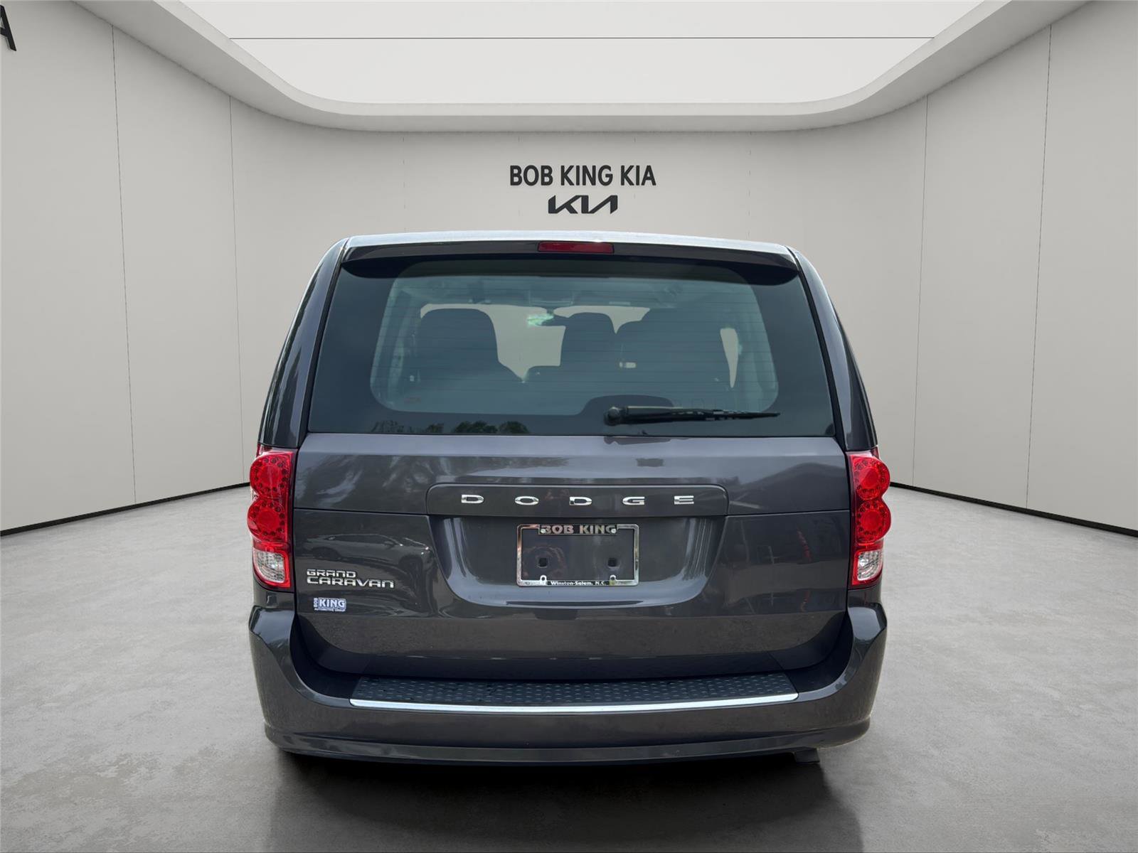 Used 2015 Dodge Grand Caravan American Value Package FWD image 4
