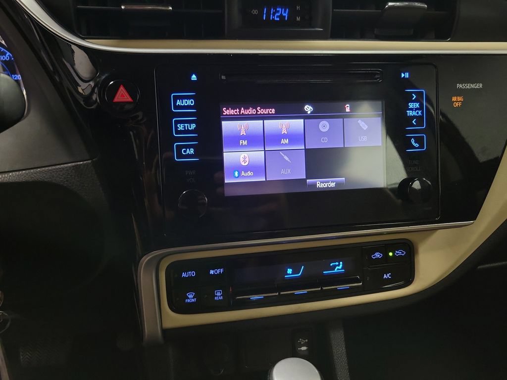 Used 2017 Toyota Corolla LE FWD image 16