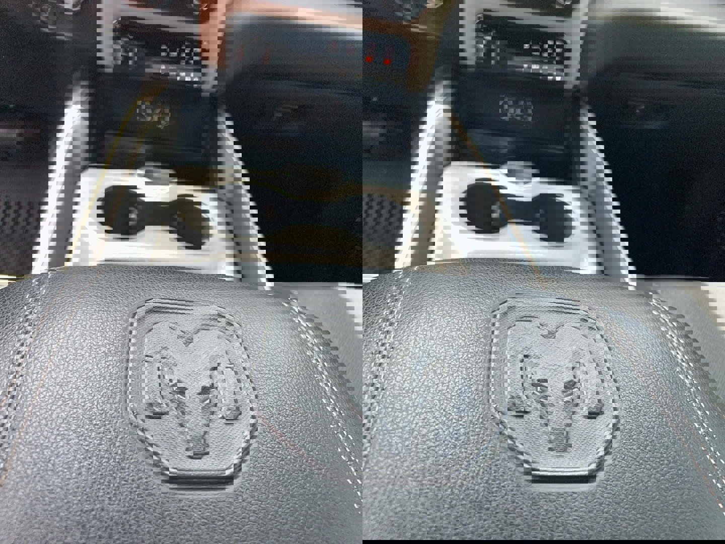 Used 2021 RAM 1500 Laramie AWD/4WD image 22