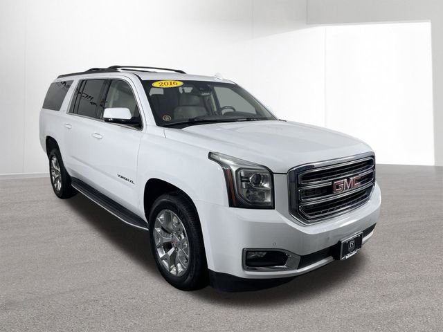 Used 2016 GMC Yukon XL SLT w/ Open Road Package AWD/4WD image 12
