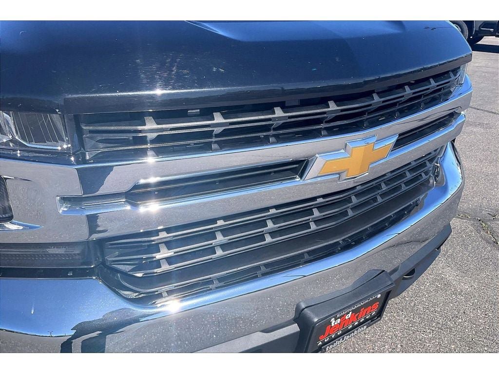 Used 2021 Chevrolet Silverado 1500 LT AWD/4WD image 31