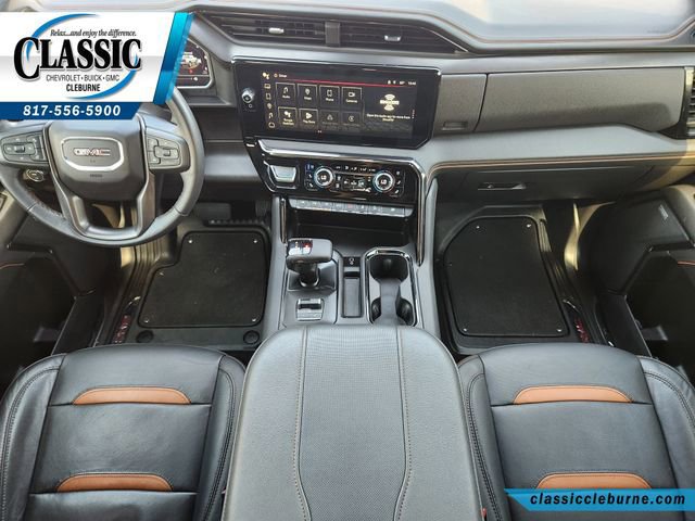 Used 2023 GMC Sierra 1500 AT4 w/ AT4 Premium Package AWD/4WD image 2