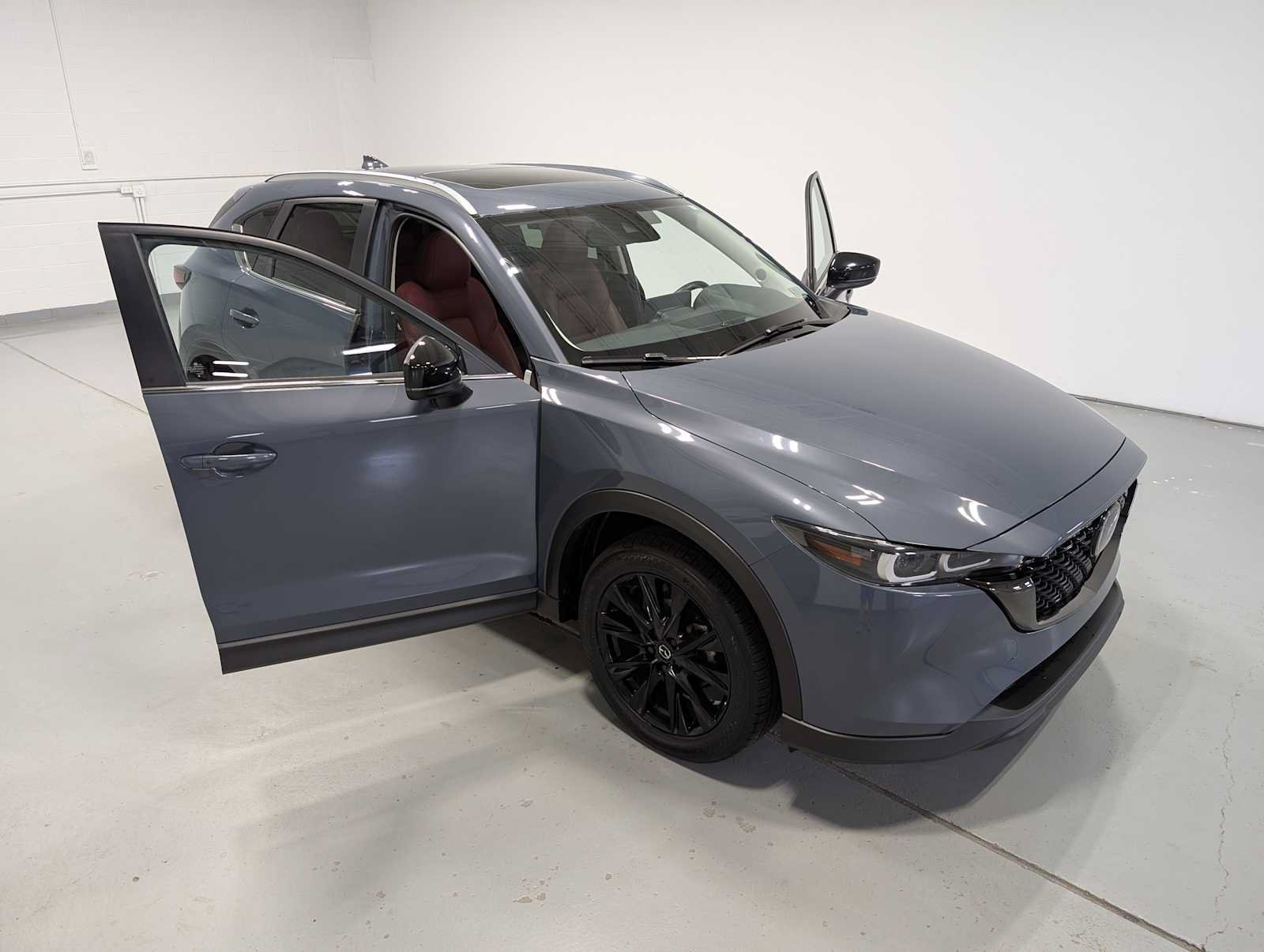 Certified 2023 MAZDA CX-5 Carbon Edition AWD/4WD image 16