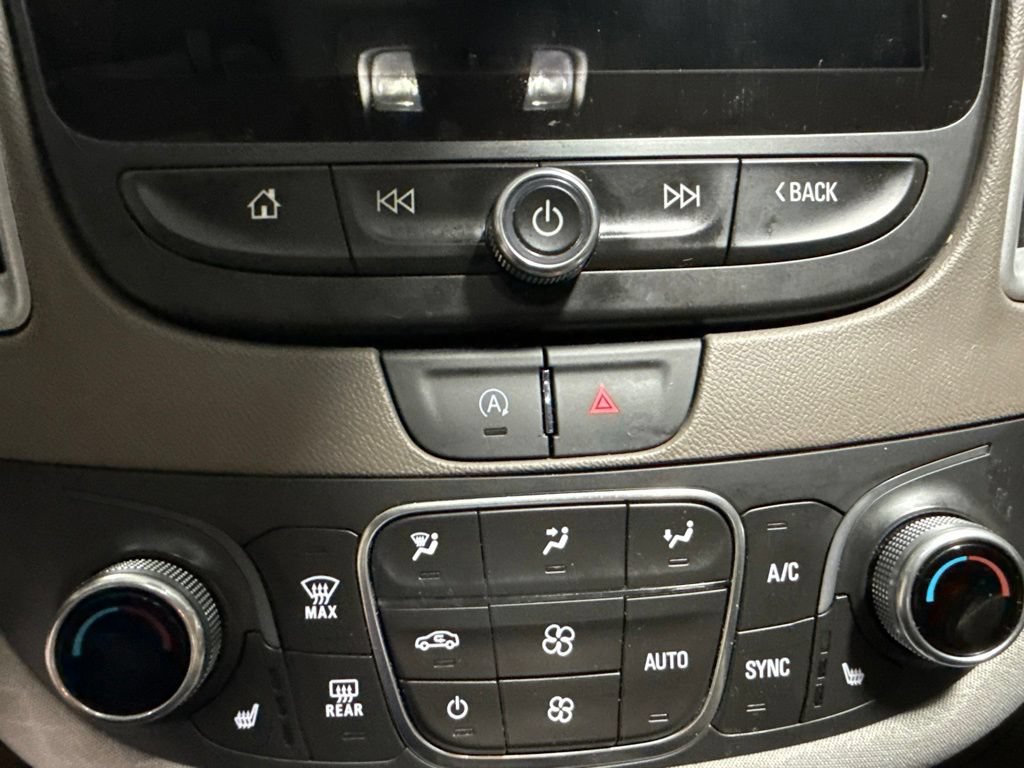Used 2024 Chevrolet Malibu LT FWD image 24