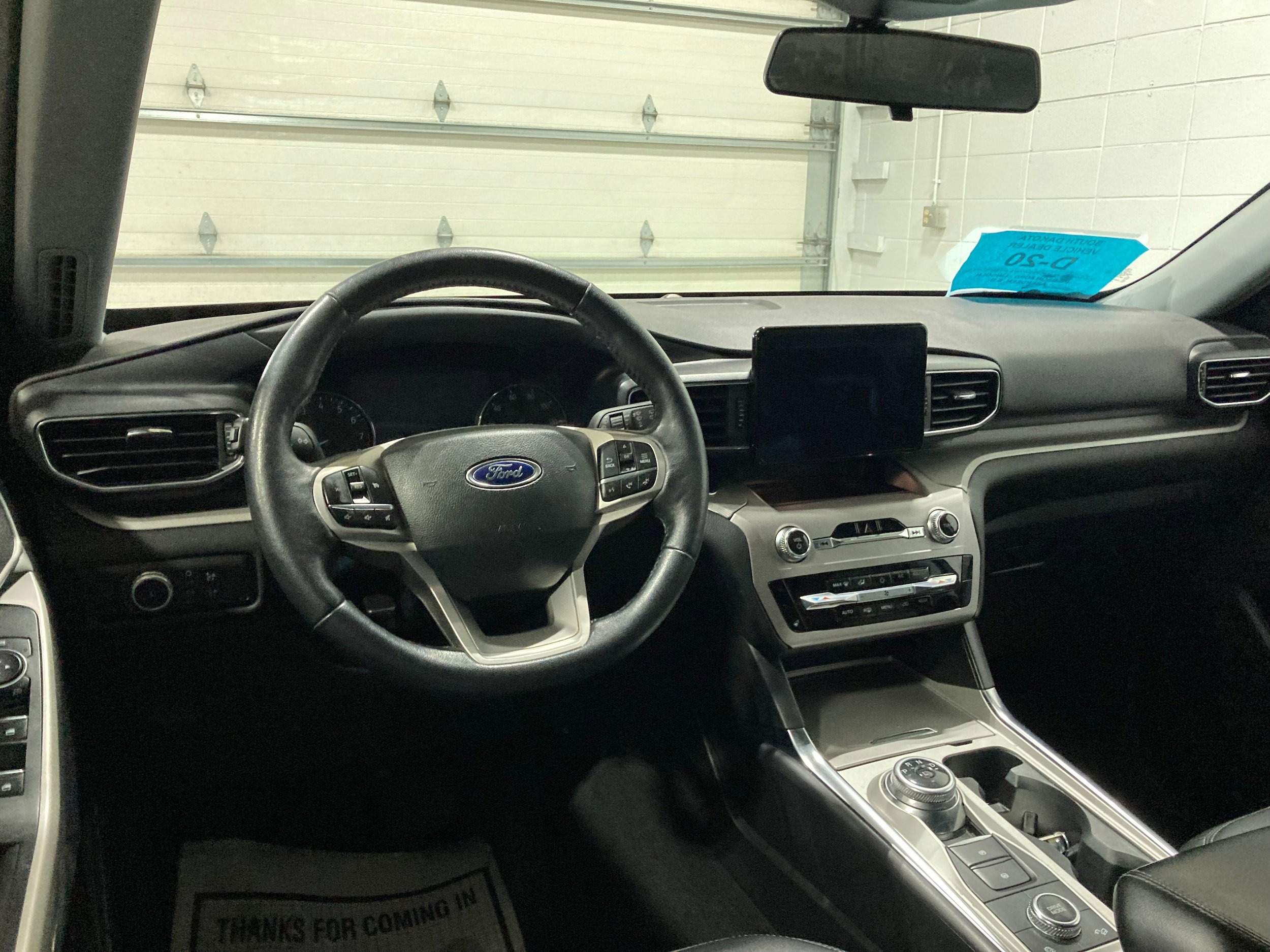 Used 2023 Ford Explorer XLT w/ Equipment Group 202A AWD/4WD image 21