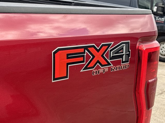 Used 2019 Ford F250 Lariat w/ Lariat Ultimate Package image 17