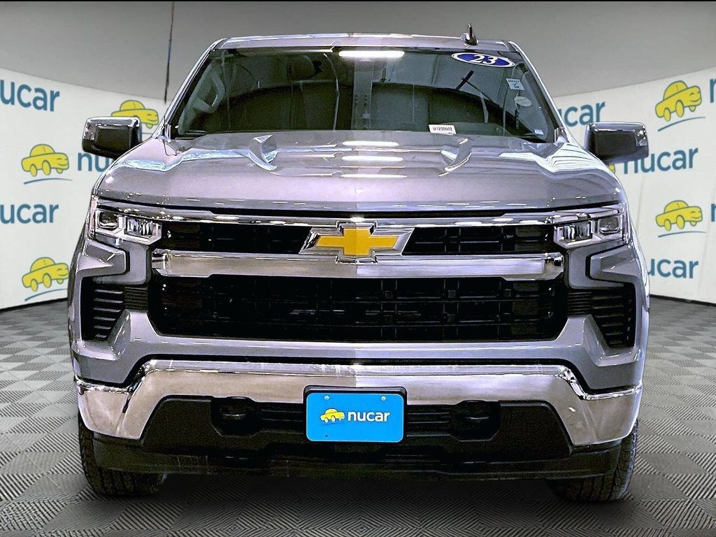 Used 2023 Chevrolet Silverado 1500 LT AWD/4WD image 2