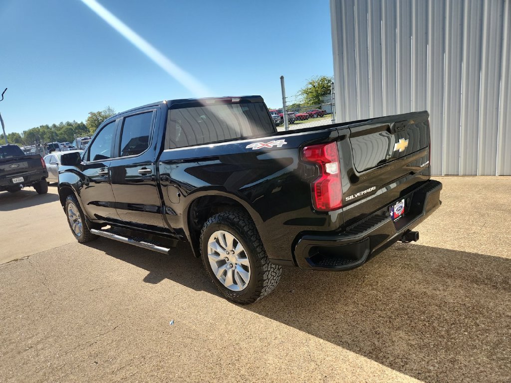 Used 2022 Chevrolet Silverado 1500 Custom AWD/4WD image 6