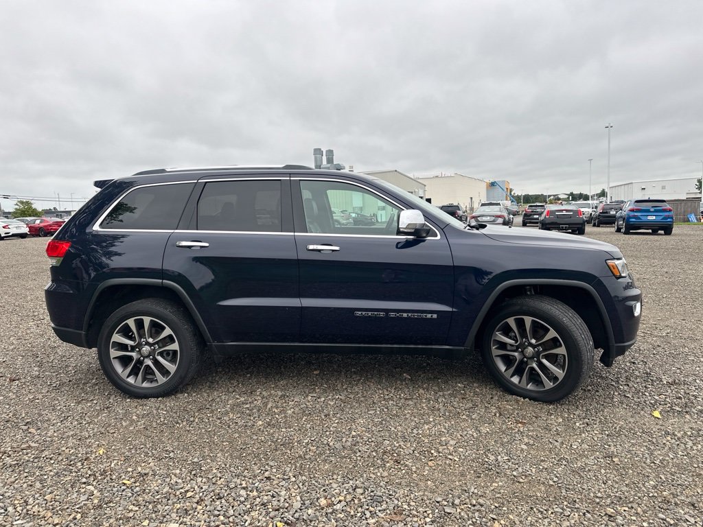 Used 2018 Jeep Grand Cherokee Limited w/ Luxury Group II AWD/4WD image 11