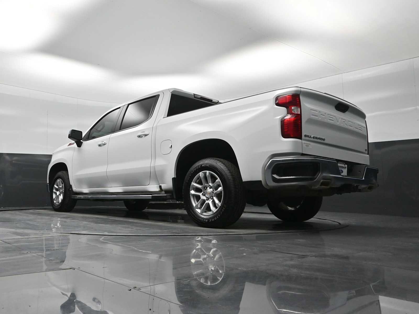 Used 2025 Chevrolet Silverado 1500 LT image 22