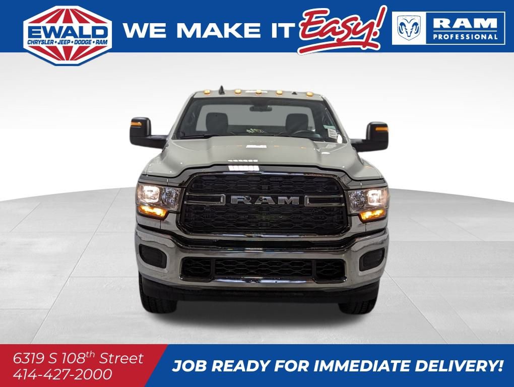New 2024 RAM 2500 Tradesman w/ Chrome Appearance Group AWD/4WD image 15