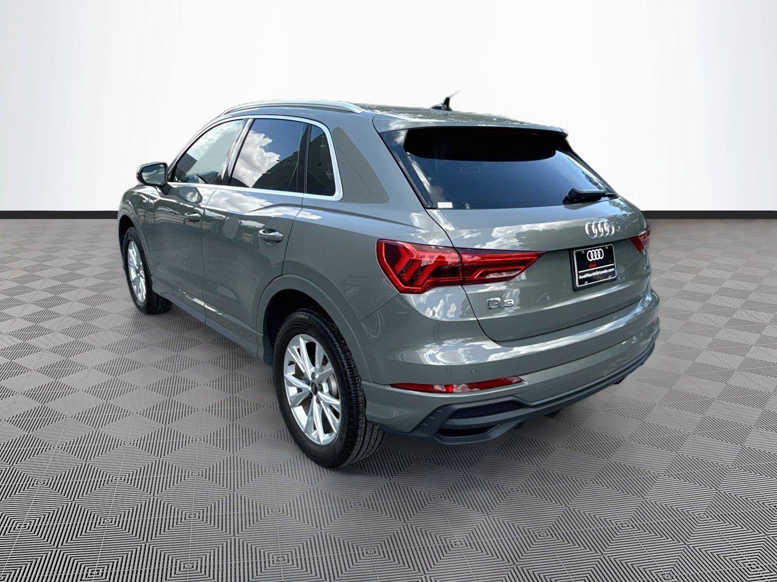 Used 2023 Audi Q3 2.0T Premium w/ Convenience Package AWD/4WD image 4