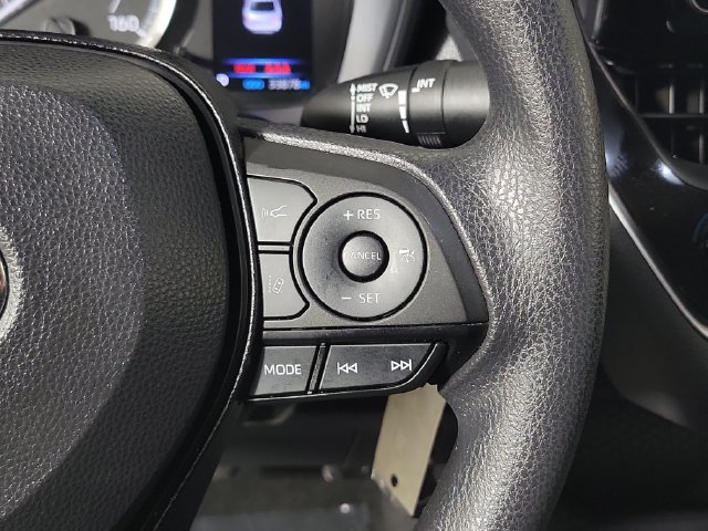 Used 2022 Toyota Corolla LE FWD image 24
