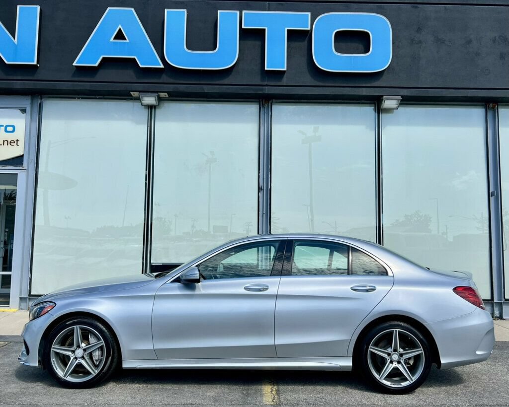 Used 2015 Mercedes-Benz C 300 4MATIC Sedan image 2