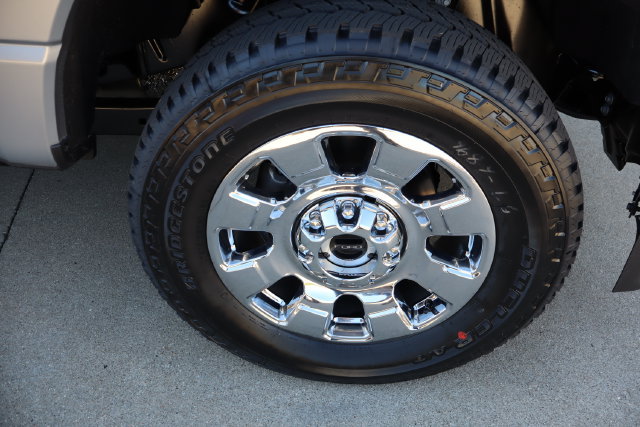 New 2027 Ford F250 Lariat w/ Lariat Ultimate Package AWD/4WD image 9