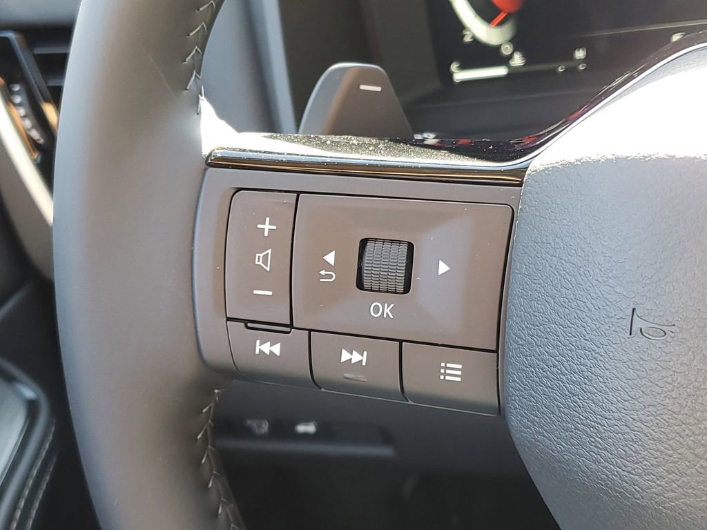 New 2026 Nissan Rogue Platinum image 16