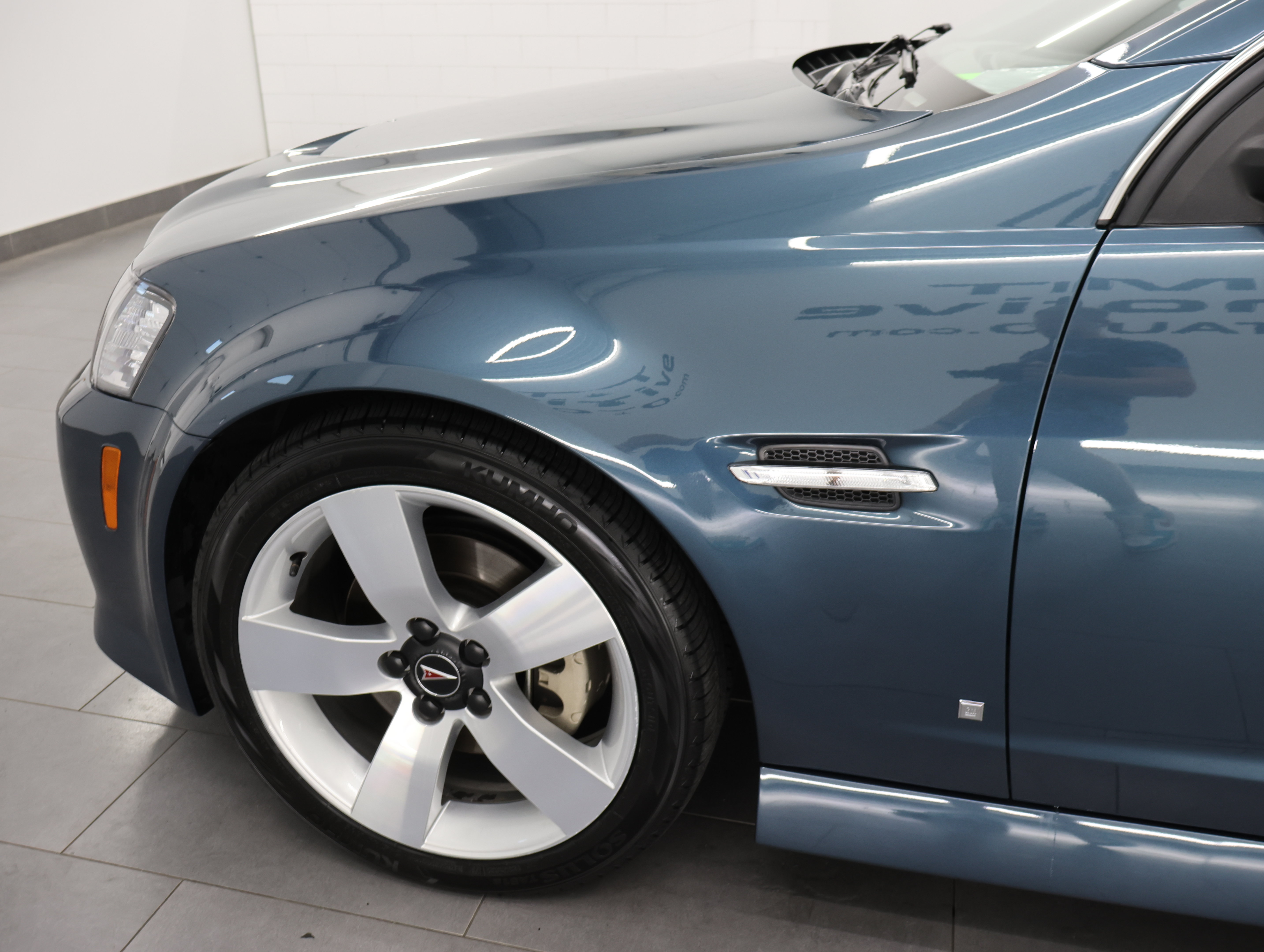 Used 2009 Pontiac G8 GT w/ Premium Package RWD image 32