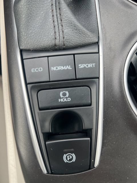 Used 2024 Toyota Camry XLE w/ Cold Weather Package AWD/4WD image 20