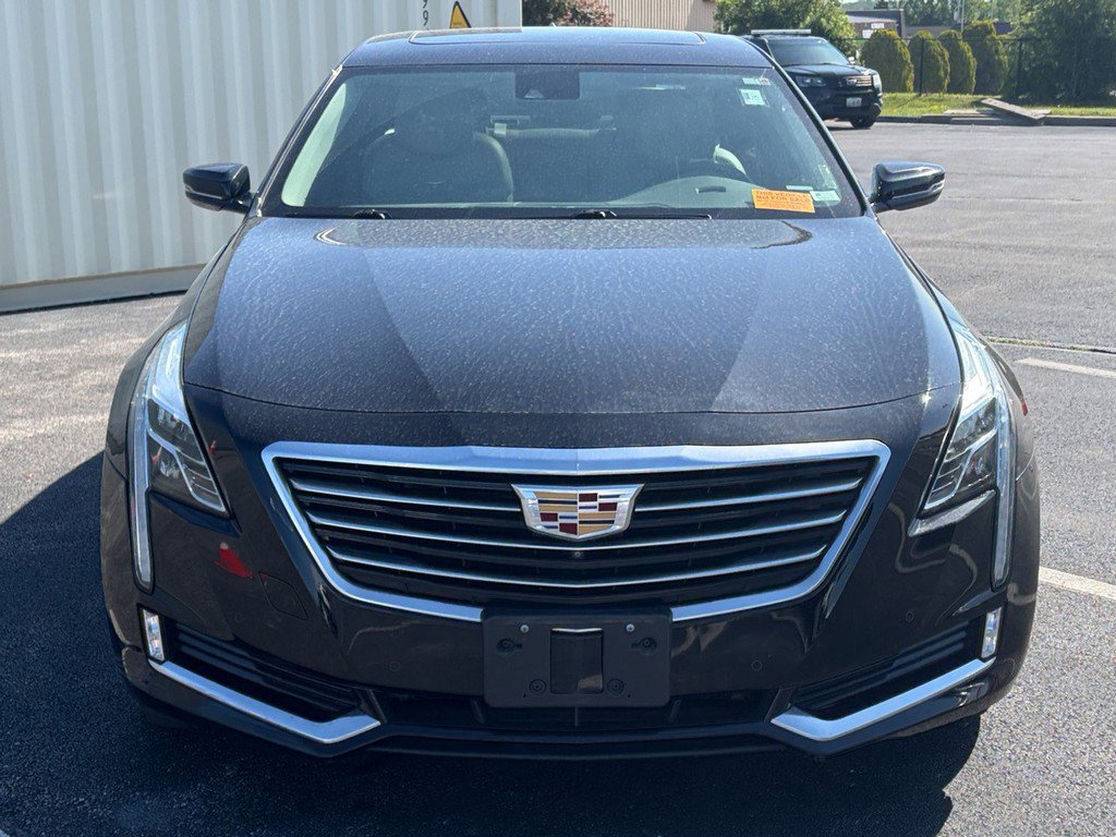 Used 2017 Cadillac CT6 Luxury AWD/4WD image 2