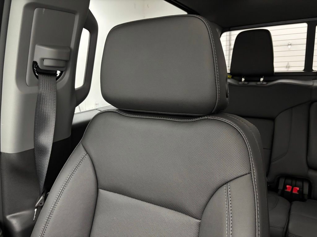 New 2025 GMC Sierra 1500 SLT w/ SLT Premium Plus Package image 36