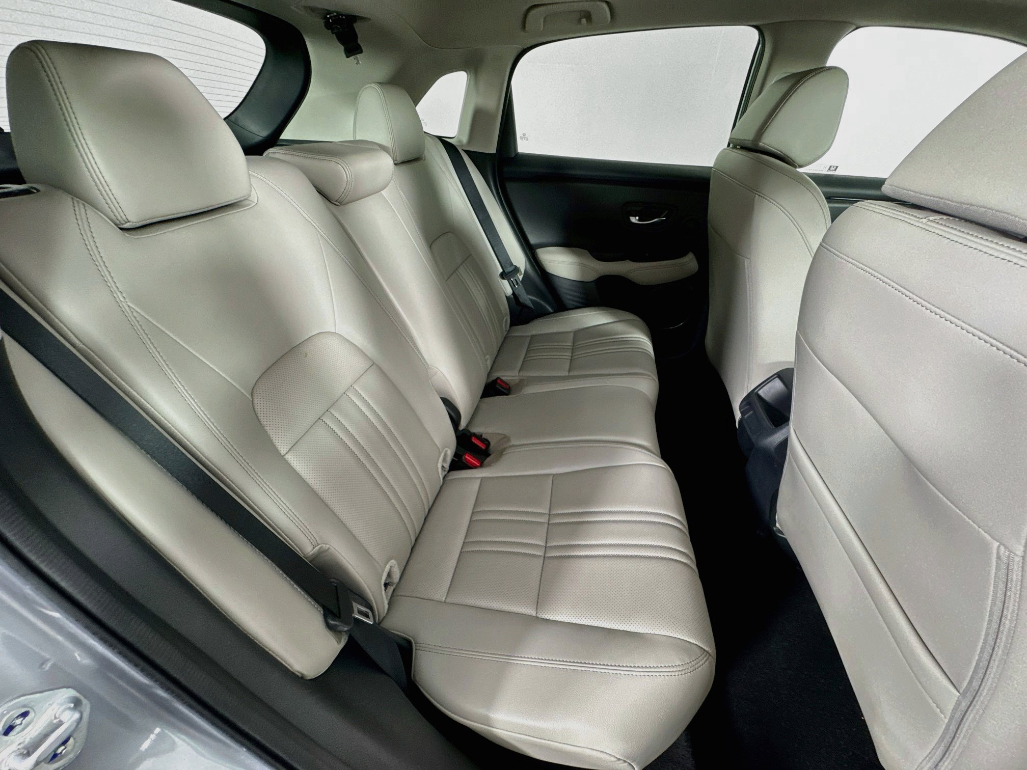 Certified 2025 Honda HR-V EX-L image 26