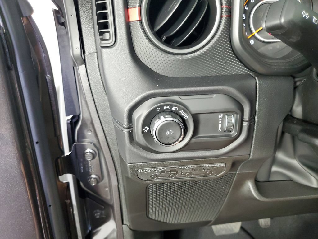 New 2026 Jeep Wrangler Unlimited Rubicon AWD/4WD image 29