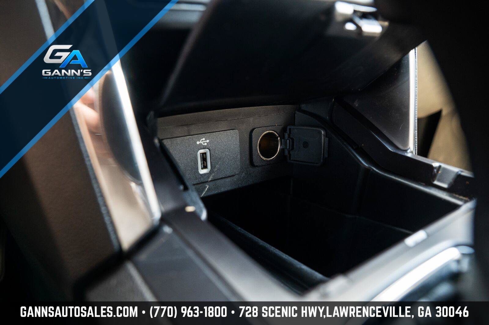 Used 2018 Ford Explorer Limited FWD image 26