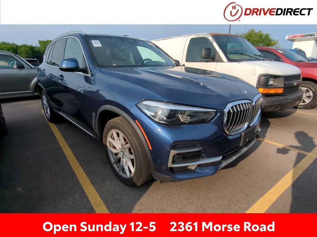 Used 2022 BMW X5 xDrive40i AWD/4WD image 1