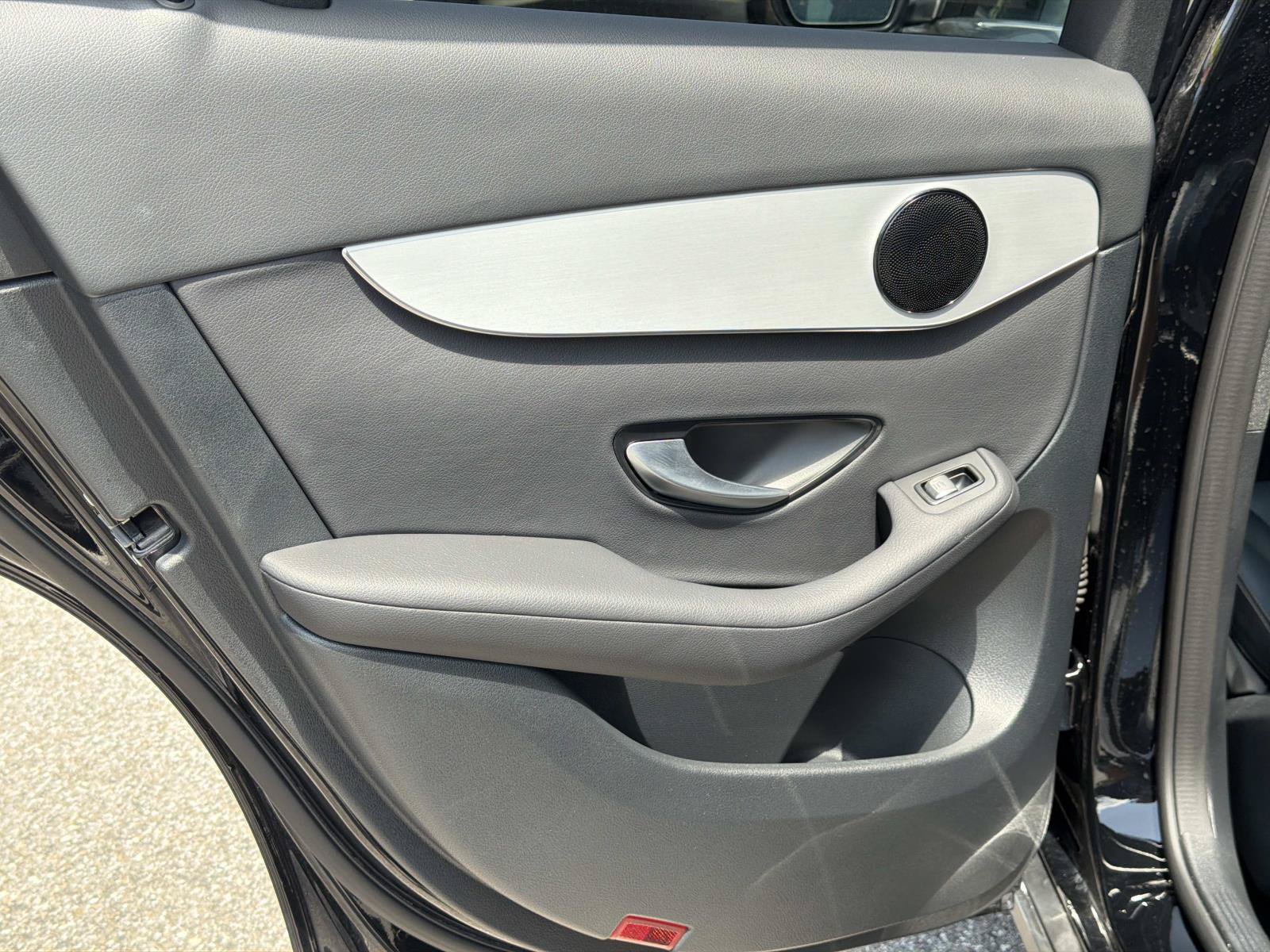 Certified 2022 Mercedes-Benz GLC 300 image 11