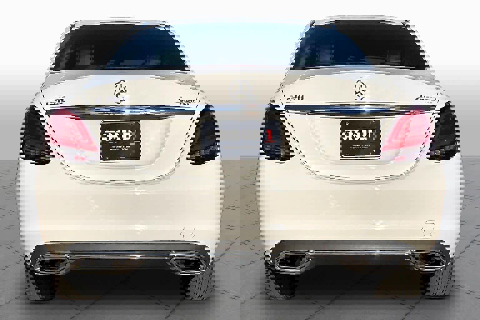 Used 2020 Mercedes-Benz C 300 4MATIC Sedan image 5