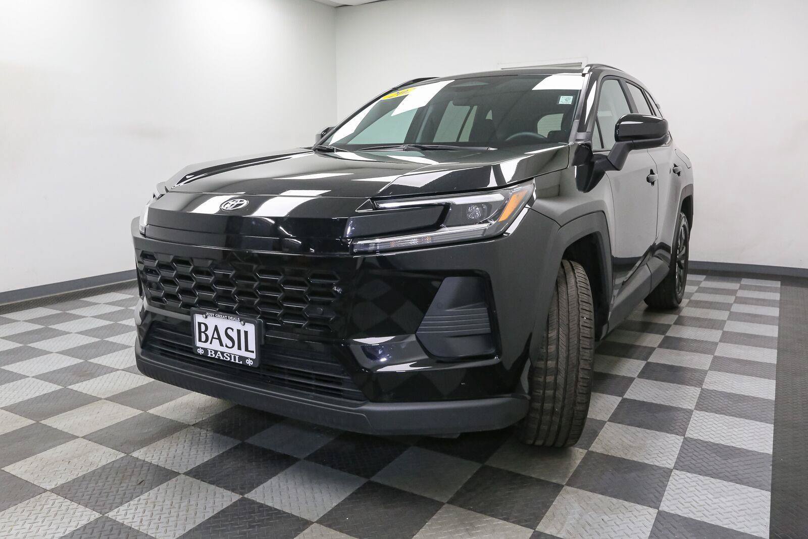 Used 2026 Toyota RAV4 XLE Premium AWD/4WD image 4