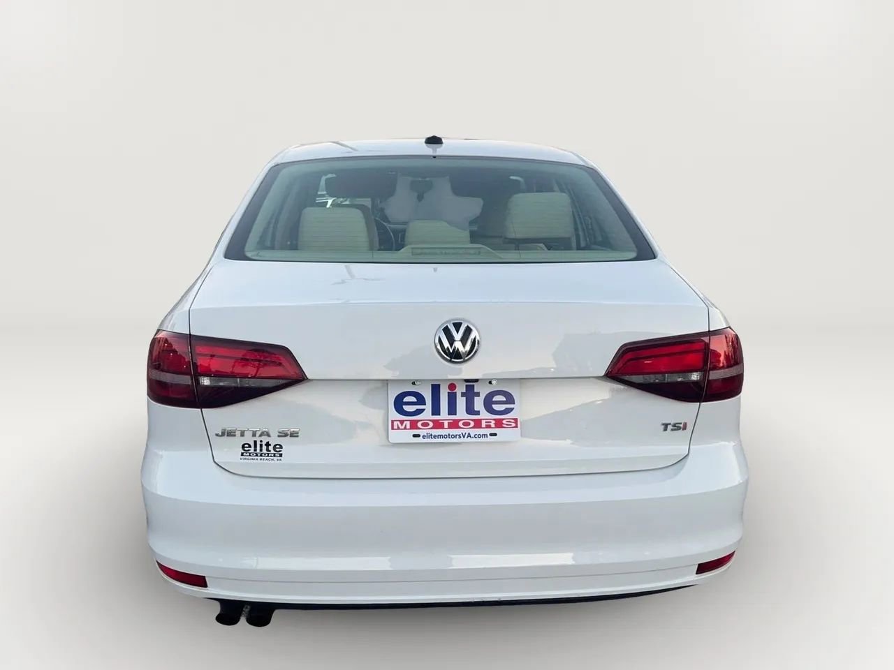 Used 2017 Volkswagen Jetta SE image 6