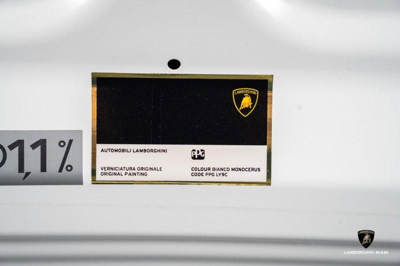 Used 2019 Lamborghini Huracan LP 580-2 image 5