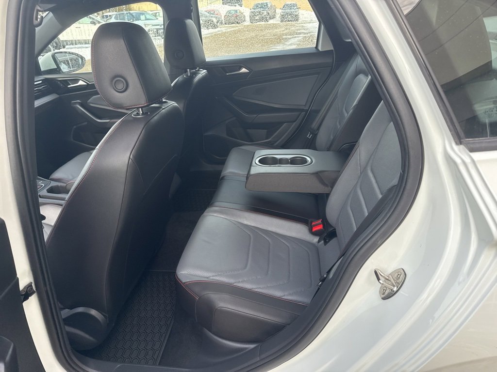 Certified 2025 Volkswagen Jetta GLI Autobahn image 13