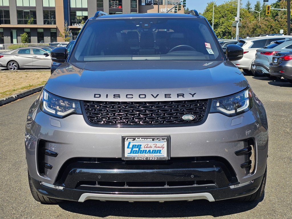 Used 2020 Land Rover Discovery Landmark image 2