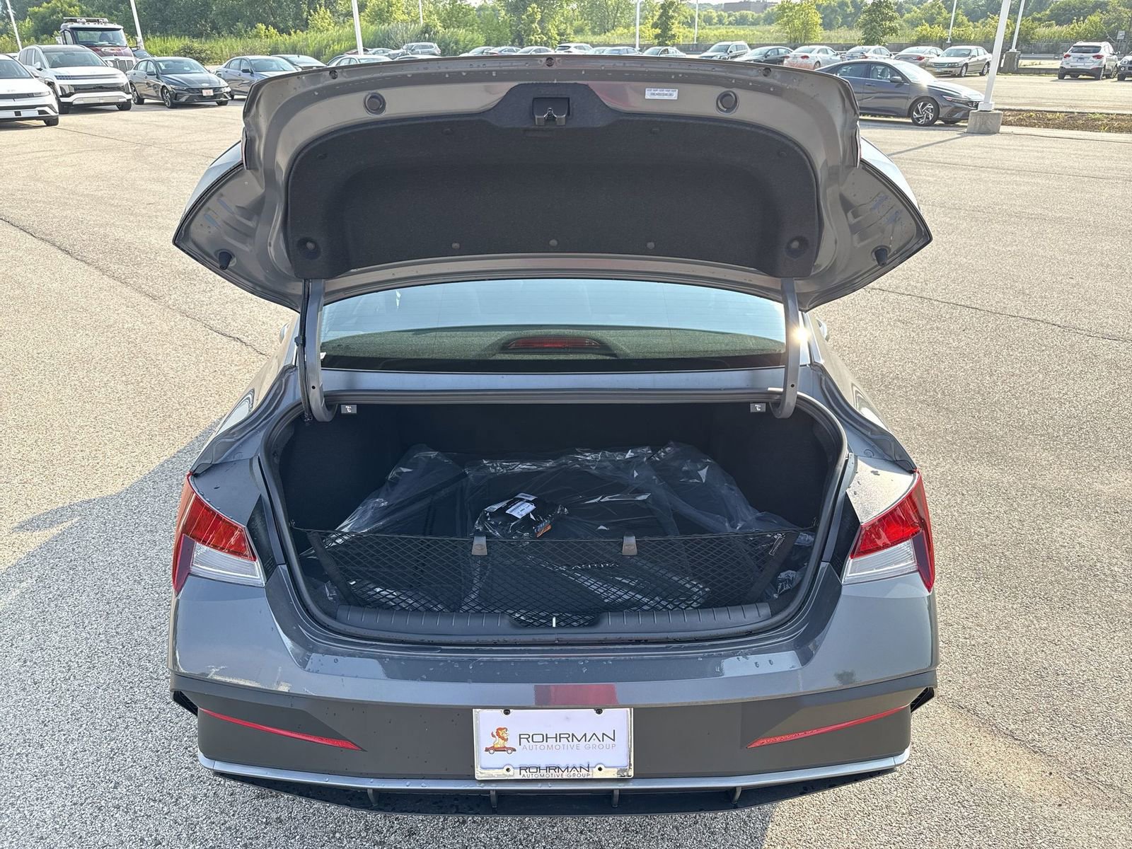 Used 2025 Hyundai Elantra Sport image 25