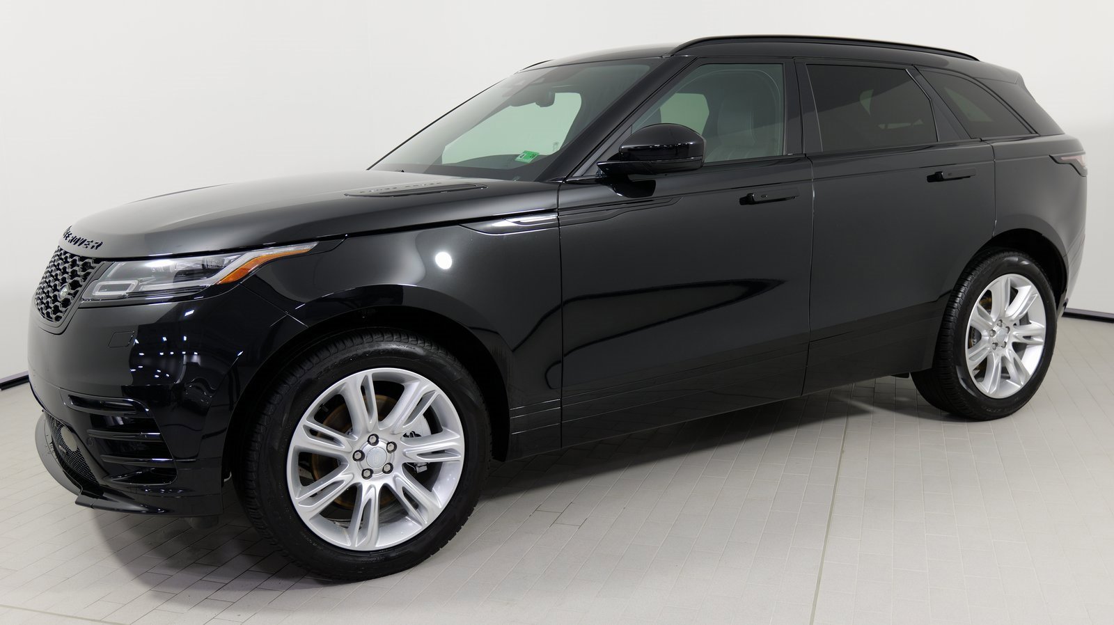 Used 2023 Land Rover Range Rover Velar R-Dynamic S