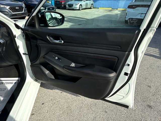 Used 2021 Nissan Altima 2.5 SR image 21