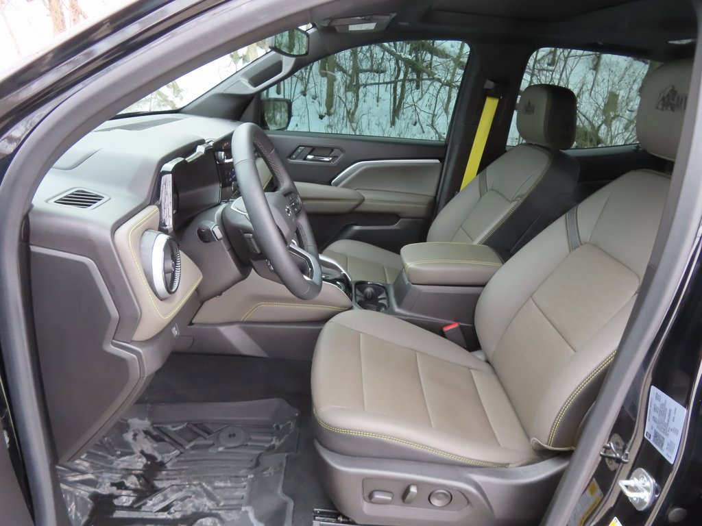 Certified 2024 Chevrolet Colorado ZR2 w/ ZR2 Bison Edition image 28