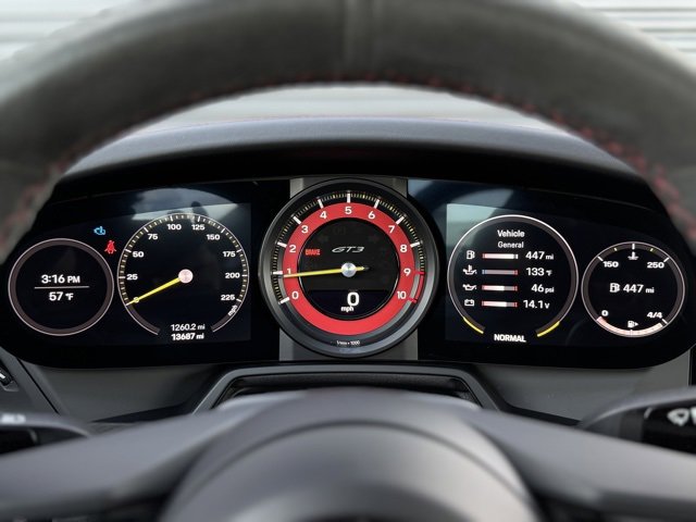 Certified 2022 Porsche 911 GT3 image 21